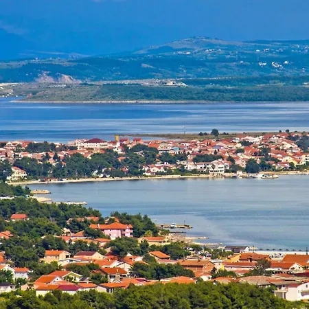 In With Balcony, Air Conditioning, Wifi, Dishwasher 4589-2 * Vir